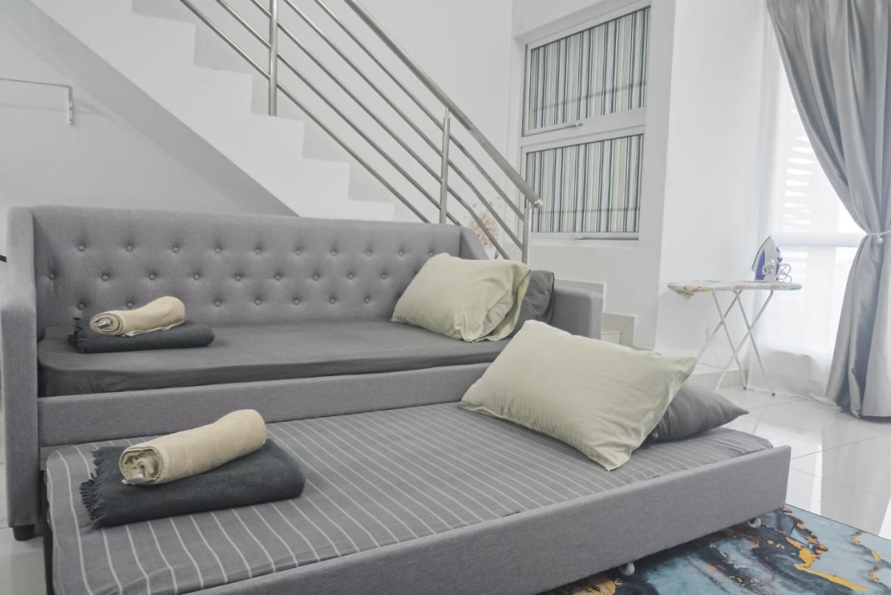 Azfa Duplex Suite At De Centrum Putrajaya Bangi Free Wifi Kajang Extérieur photo