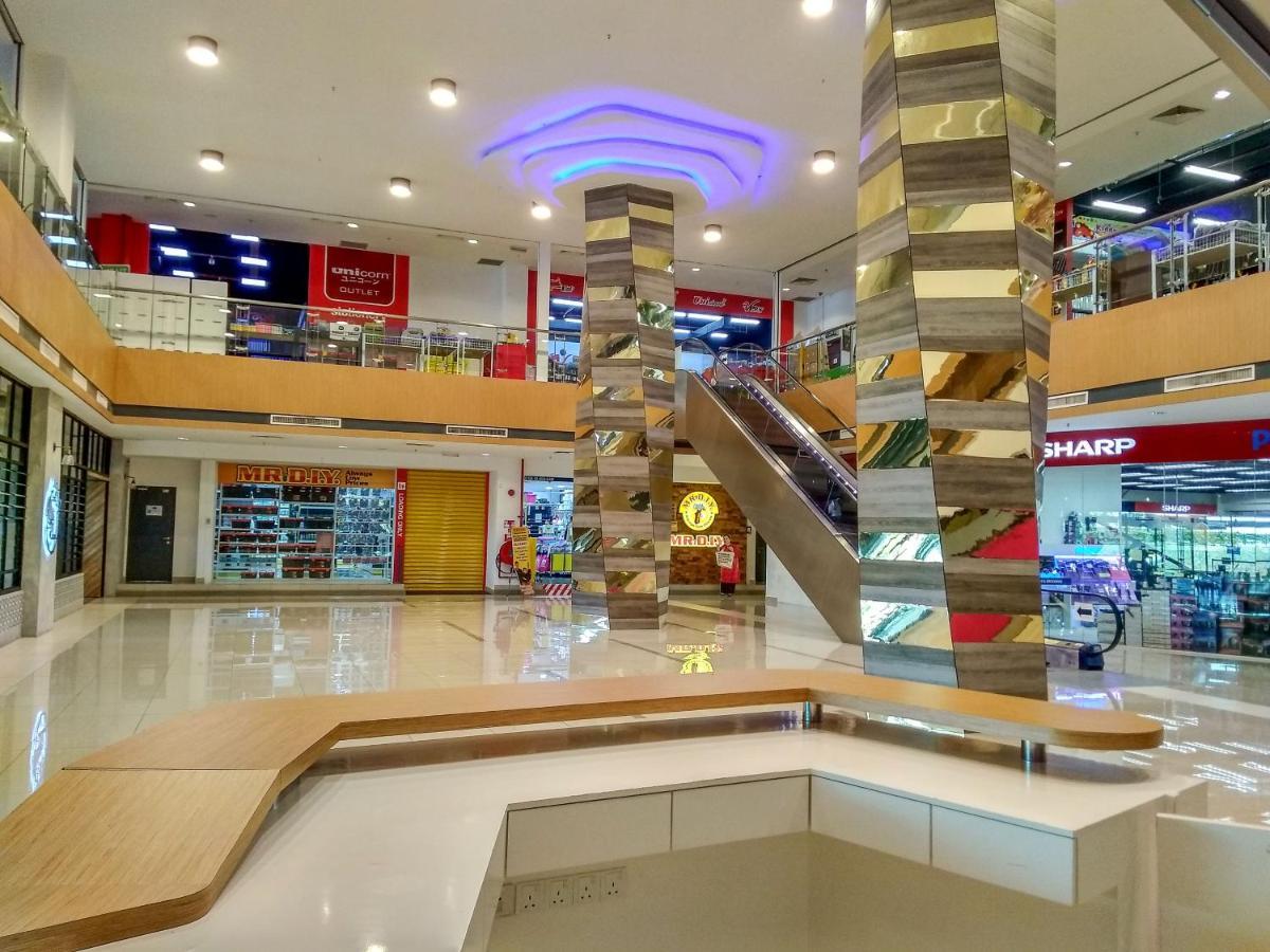 Azfa Duplex Suite At De Centrum Putrajaya Bangi Free Wifi Kajang Extérieur photo