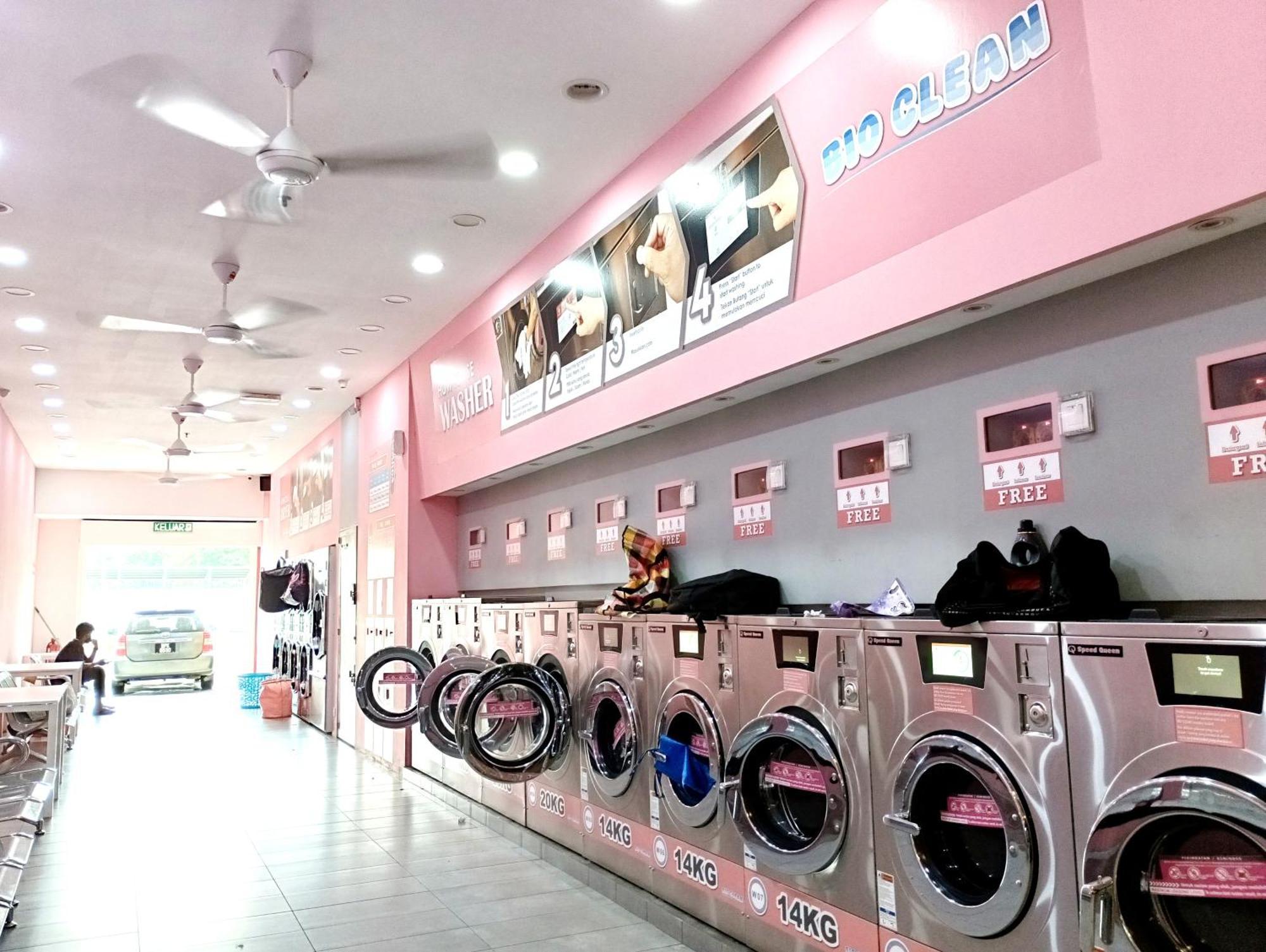 Azfa Duplex Suite At De Centrum Putrajaya Bangi Free Wifi Kajang Extérieur photo