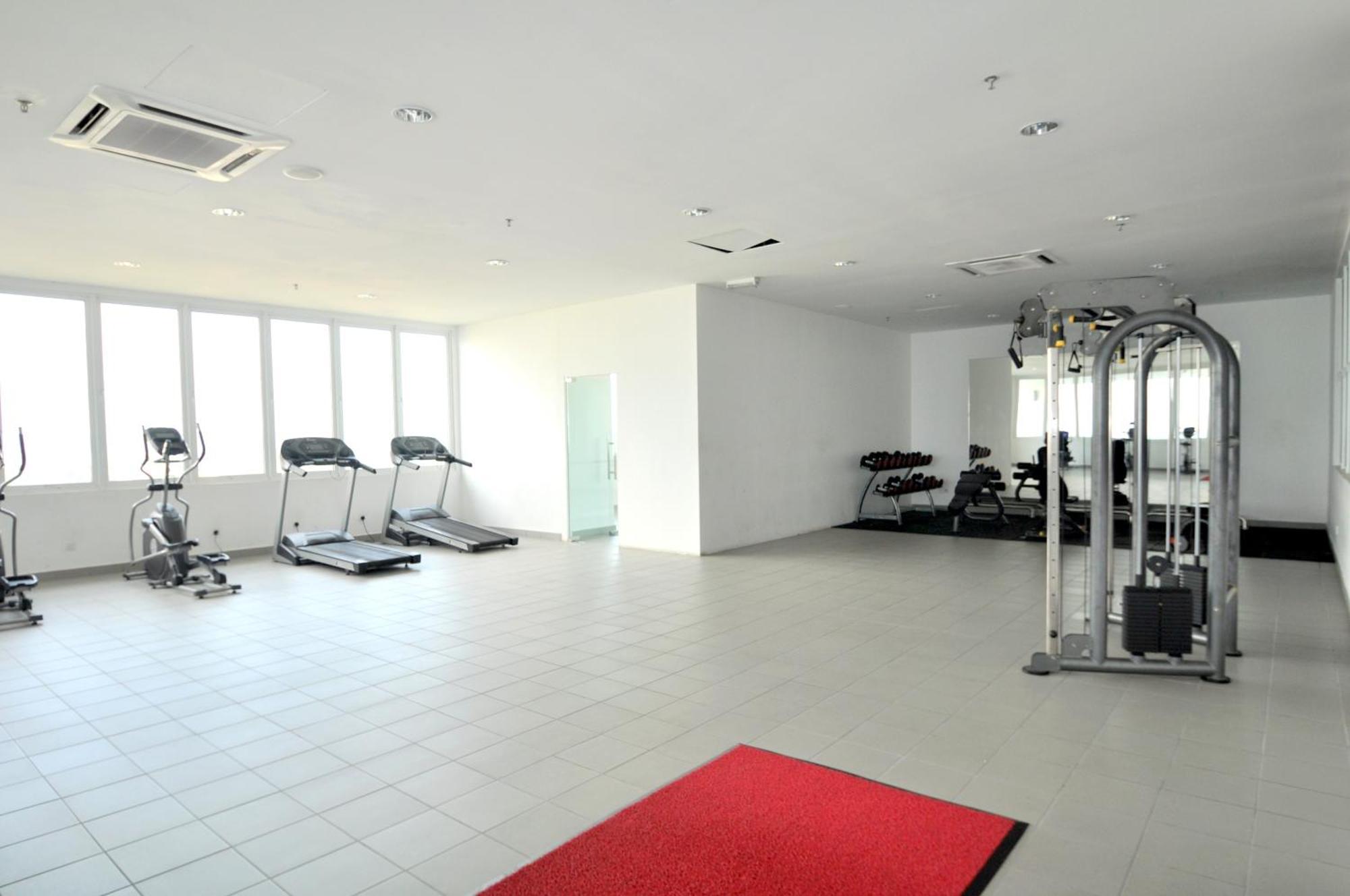 Azfa Duplex Suite At De Centrum Putrajaya Bangi Free Wifi Kajang Extérieur photo